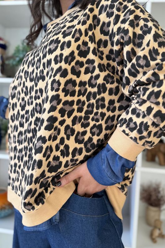 Untamed Classic High Low Sweatshirt Soft Tuscan